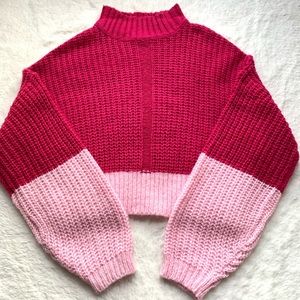 NWOT Pink Mock Neck Cropped Knit Sweater 💞